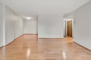 210 W Grant St, Minneapolis, MN 55403 - Photo 8