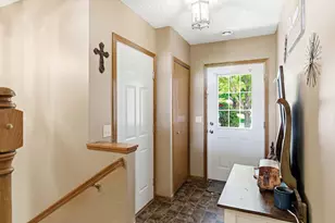5146 Farnham Dr N, Hugo, MN 55038 - Photo 8