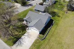 901 5th St NE, Staples, MN 56479 - Photo 2