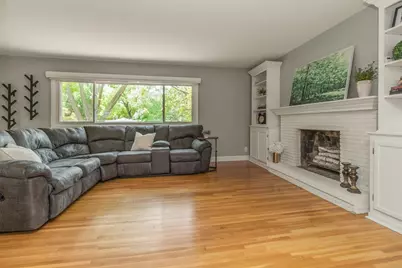 16404 Temple Drive S, Minnetonka, MN 55345 - Photo 10