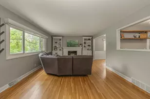 16404 Temple Dr S, Minnetonka, MN 55345 - Photo 6