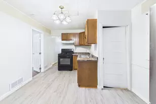 2633 Taylor Street NE, Minneapolis, MN 55418 - Photo 14