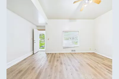 2633 Taylor Street NE, Minneapolis, MN 55418 - Photo 4