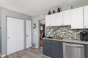 4300 14th Ave S, Minneapolis, MN 55407 - Photo 16