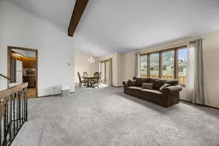 5367 Hyland Pl, Bloomington, MN 55437 - Photo 4