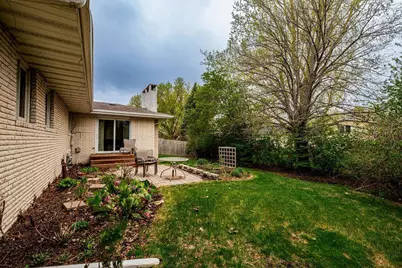 3513 River Drive S, Fargo, ND 58104 - Photo 2