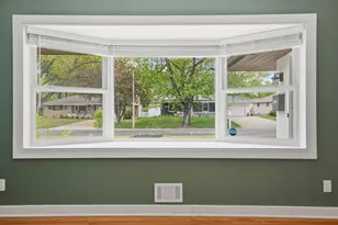 3908 Utah Ave N, New Hope, MN 55427 - Photo 6
