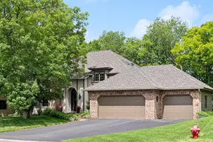 7885 133rd St W, Apple Valley, MN 55124 - Photo 2