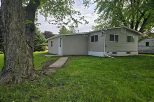 1561 Broadway St, Bigelow, MN 56117 - Photo 2