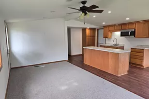1561 Broadway St, Bigelow, MN 56117 - Photo 6