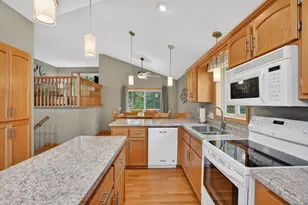 7987 Highland Dr, Lino Lakes, MN 55014 - Photo 4