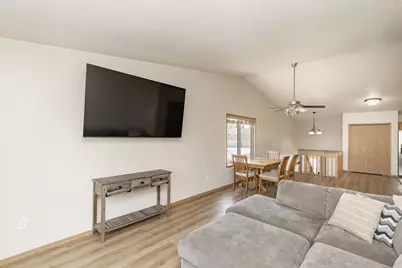 2901 Dakota Park Circle S, Fargo, ND 58104 - Photo 16