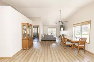 2901 Dakota Park Cir S, Fargo, ND 58104 - Photo 14