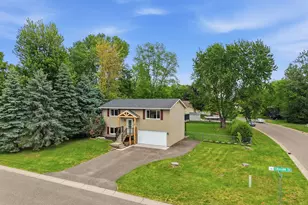 6420 Tomahawk Trail, Circle Pines, MN 55014 - Photo 2