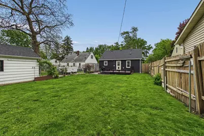 755 Iowa Avenue W, Saint Paul, MN 55117 - Photo 16
