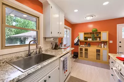 3718 Commodore Drive, Brooklyn Center, MN 55429 - Photo 6