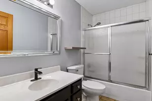 8450 Hiawatha Ave, Eden Prairie, MN 55347 - Photo 16
