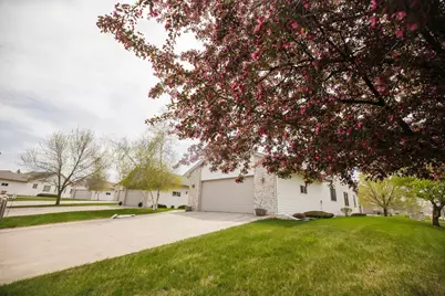 2 Line Drive, Morris, MN 56267 - Photo 4