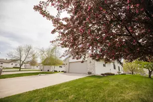 2 Line Dr, Morris, MN 56267 - Photo 4