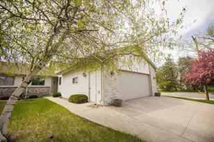 2 Line Dr, Morris, MN 56267 - Photo 2