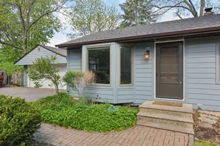 6101 Upper Afton Cir, Woodbury, MN 55125 - Photo 2