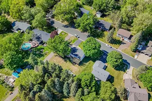 286 Frankland St, Mahtomedi, MN 55115 - Photo 30
