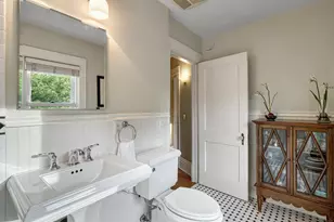 132 W 36th St, Minneapolis, MN 55408 - Photo 22