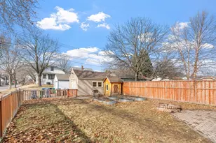 2300 McKinley Street NE, Minneapolis, MN 55418 - Photo 28