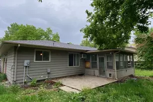 315 Charles St SW, Hutchinson, MN 55350 - Photo 20