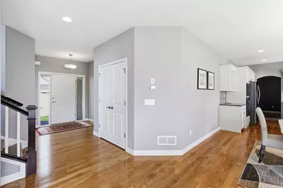 12920 Rose Bluff Boulevard, Burnsville, MN 55337 - Photo 6