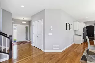 12920 Rose Bluff Blvd, Burnsville, MN 55337 - Photo 6