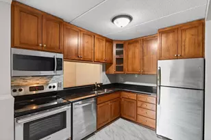 10501 Cedar Lake Rd, Minnetonka, MN 55305 - Photo 2