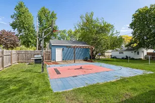 1877 Graham Ave, Saint Paul, MN 55116 - Photo 28