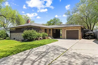 1455 12th Street N, Fargo, ND 58102 - Photo 2