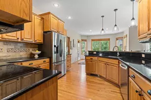 20670 Hazelwood Tr, Lakeville, MN 55044 - Photo 6