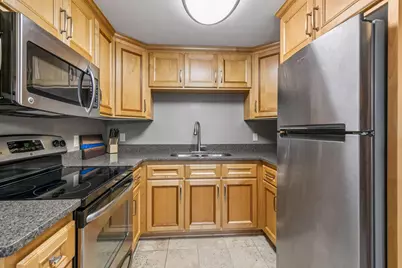 10110 Oak Shore Drive, Lakeville, MN 55044 - Photo 38