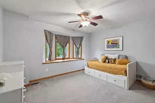 7855 Upper 26th St N, Oakdale, MN 55128 - Photo 14