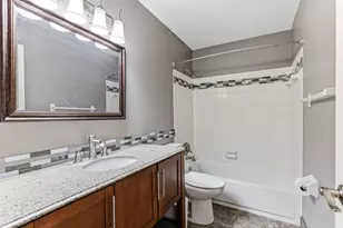 1700 Four Oaks Rd, Eagan, MN 55121 - Photo 18