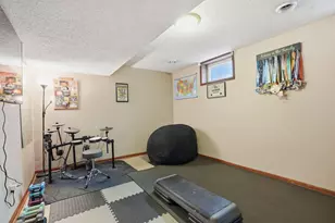 8608 33rd Ave N, New Hope, MN 55427 - Photo 32