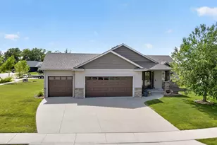 4201 Dodge Ln NE, Rochester, MN 55906 - Photo 32
