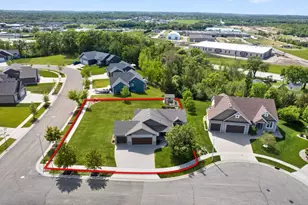 4201 Dodge Ln NE, Rochester, MN 55906 - Photo 2