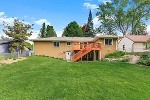 676 Shryer Ave W, Roseville, MN 55113 - Photo 30