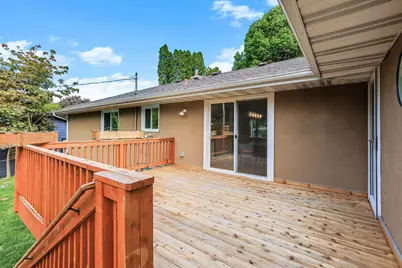 676 Shryer Avenue W, Roseville, MN 55113 - Photo 28