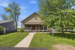50876 Lakeview Dr, Rush City, MN 55069 - Photo 4