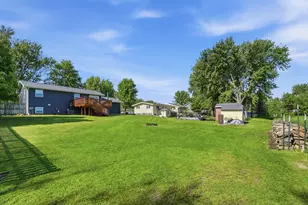 1240 Lokhorst St, Baldwin, WI 54002 - Photo 2