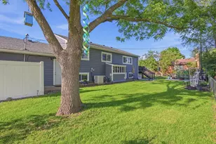 2101 Laramie Trail, Brooklyn Park, MN 55444 - Photo 4