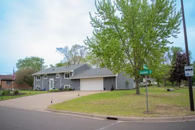 2101 Laramie Trail, Brooklyn Park, MN 55444 - Photo 4