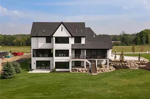 15503 Robinwood Dr, Minnetonka, MN 55345 - Photo 2