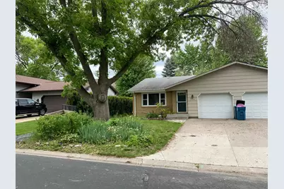 954 Miller Street S, Shakopee, MN 55379 - Photo 2