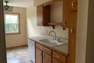 954 Miller St S, Shakopee, MN 55379 - Photo 4